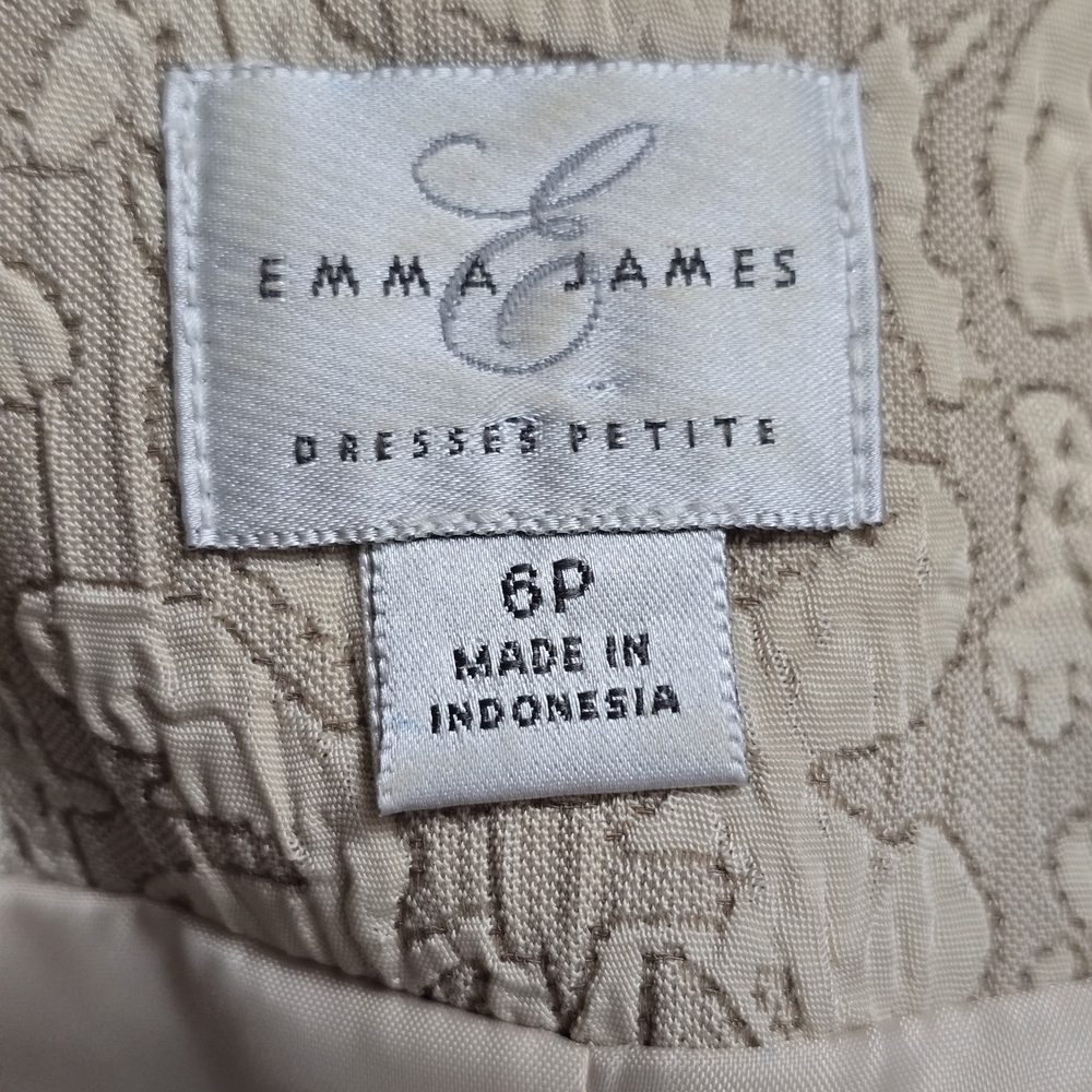Emma James Cream Floral Skirt Set - Picture 4 of 8